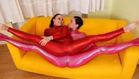 extreme flexi lesbian spandex gymnast teens