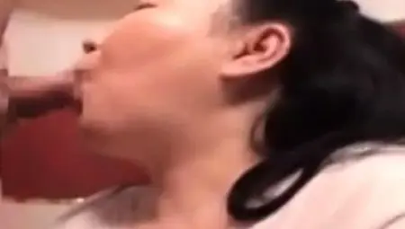 Mako Oda Asian beauty is a hot milf in amateur hardcore sex