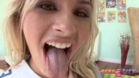 Blond teen with excellent twat drinks glass of hot cum