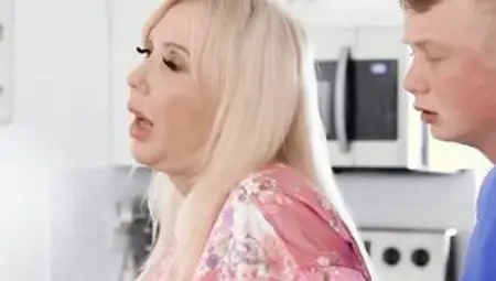 Mother's Day Gang Bang For The Stepmom