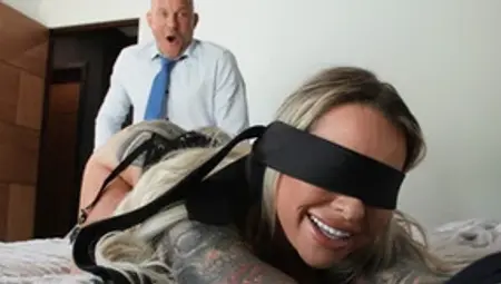 BRAZZERS Only my hubby's office slut is willing to fuck me properly - Nara Ford