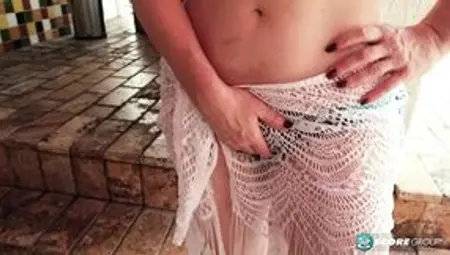 Curvy 50-year-old Rose Mastos fucks herself with a toy