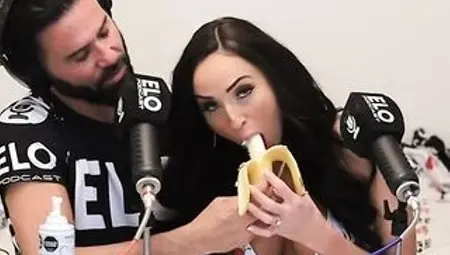 Alyssia Vera recibe nalgadas en el cuarto picante