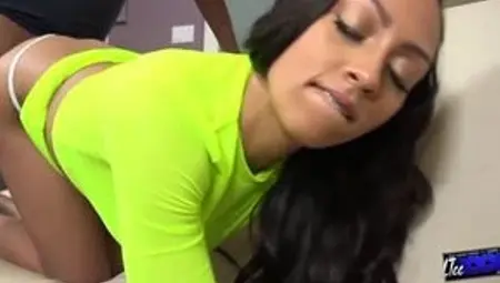 Ebony blowjob pron video 501
