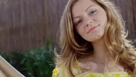 Beautiful Maria doing it for you