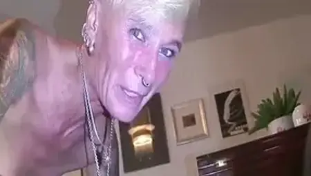 Another Mature Gets A Good Fisting