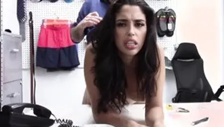 Vanessa Sky gives head and gets boned on the table