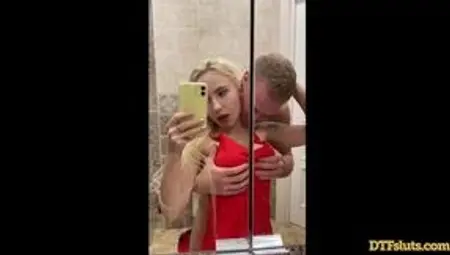 Good hard fuck in front of the mirror with a long-legged Bella Mur