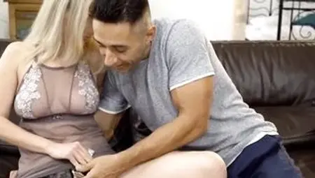 21 SEXTREME - goddess Grandmother Takes A Long Penis Into Her Soak Vagina Like A Pornstar!