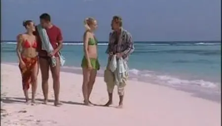 Dentro Annette (Full Movie)