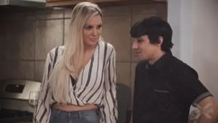 Stepmom Kenzie Taylor big tits When Dad Is Away full pussy cum dgs