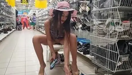 Cute Slim French Hottie Flashes With Her Naked Pussy And Round Booty In the Shoe Store