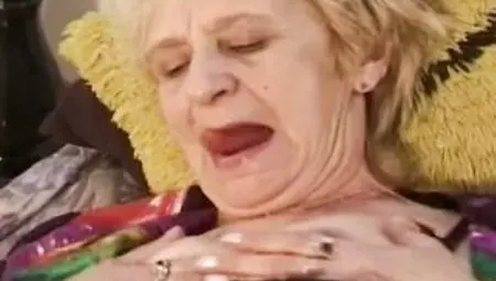 Concupiscent old German granny gets her hirsute twat destroyed
