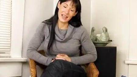 Large tittied mother I'd like to fuck Angelga Likes to Crush her Clitoris Against the Counter to Cum