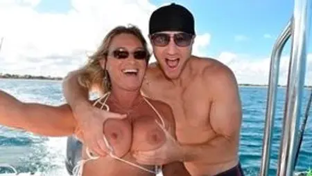 Brandi's big tits video