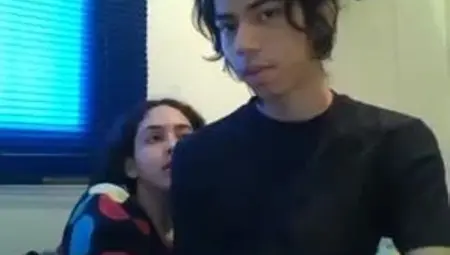 Dreianova ensena su pequena vagina