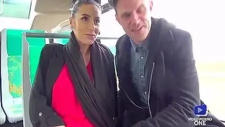 Baiser Dans Un Bus Avec Un ! 22 Min