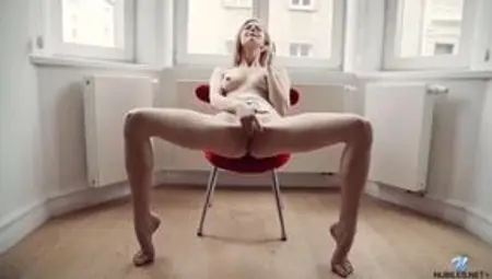 Merry Pie - Solo Pussy Play