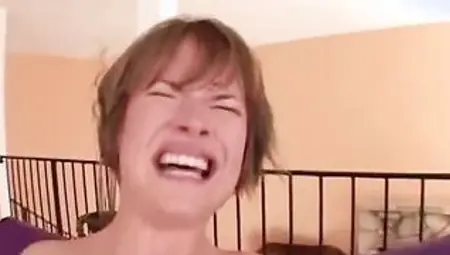 White dicksucker women slurps her african lollipop then fucked