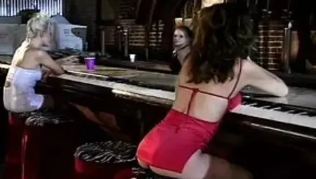 Jump into special strapon show with perfect lesbian sluts