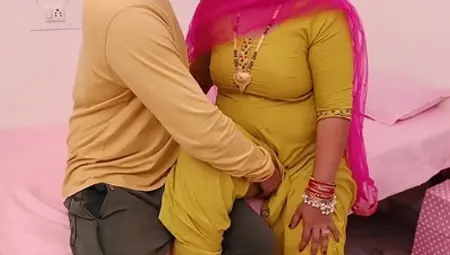 I Fuck My Stepmom And She Makes Me Cum Inside Her Pussy