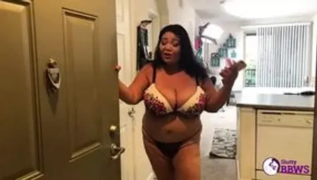 **Asian BBW Miss Ling Ling gets pounded by horny&#x1F975; repairman's meatstick**