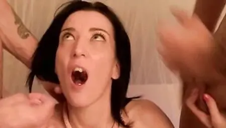 LaCochonne - Tania Kiss Slutty French MILF Gets Her Tight