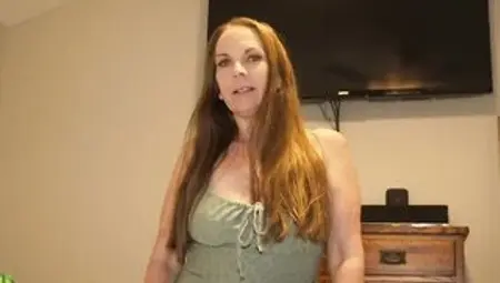 Sharing a Daybed With My Hawt StepMom Large Booty Mother I'd Like To Fuck! FULL TRAILER