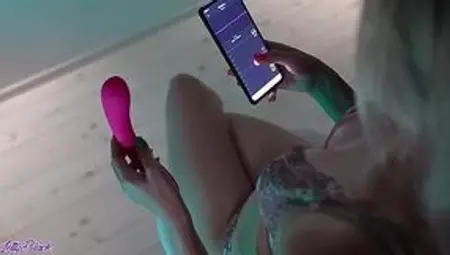 New pink toy turned out to be powerful enough to make the blonde's legs shake in an intense orgasm