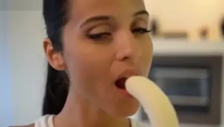 janessa brazil, banana, solo, masturbating, janessa solo, brazil girl