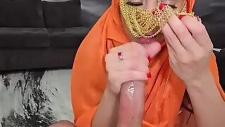 Sasha Pearl The Incredibly Sensual Muslim Milf - Mia Khalifa
