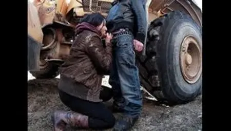 Country babe is sucking a worker's dick