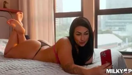 Curvy Busty Phat-assed Brazilian Stella Smeets Cheats On Her Hubby With Hunky Husky Branco